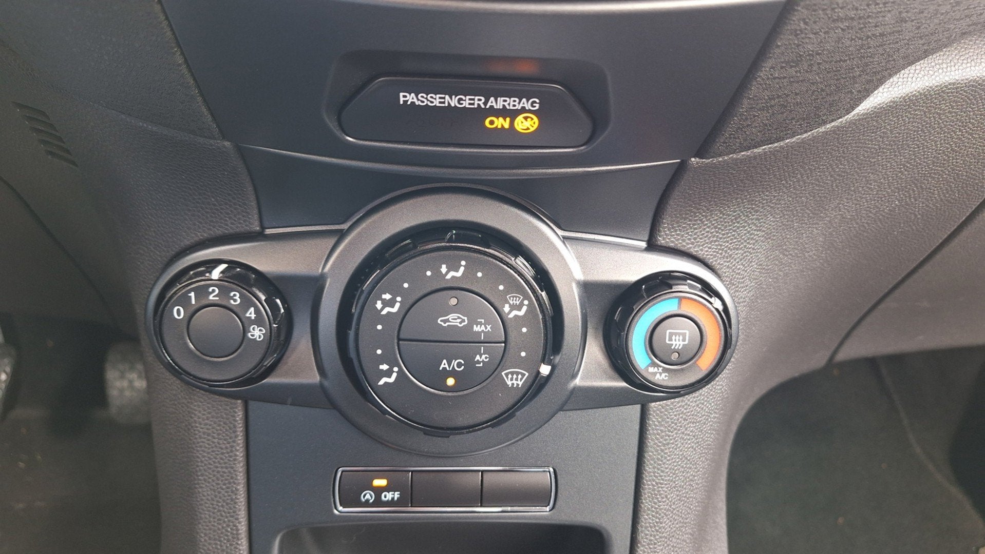 Foto 16 van Ford Fiesta 1.0 Style