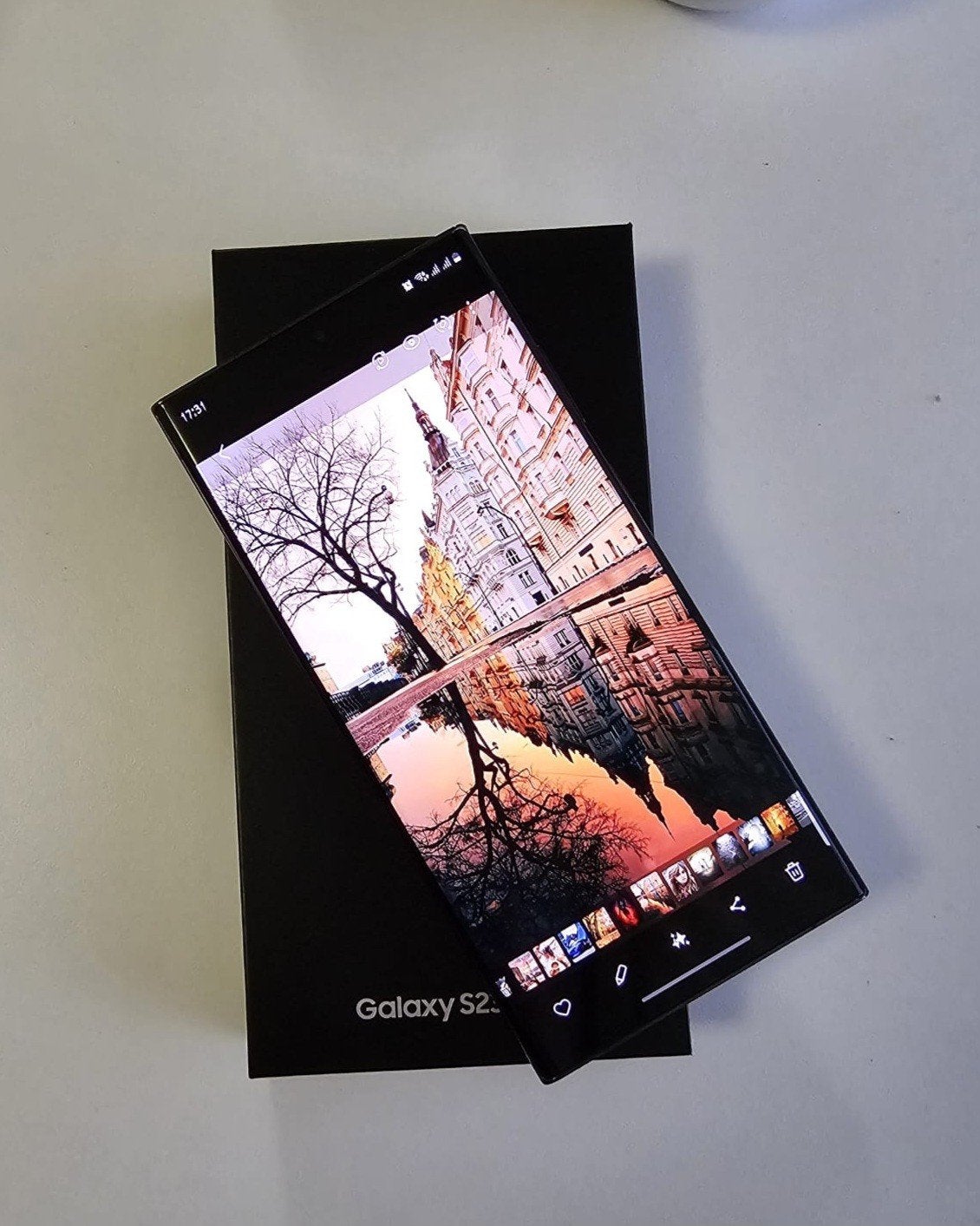 Foto 6 van Samsung Galaxy S23 Ultra 1TB Zwart