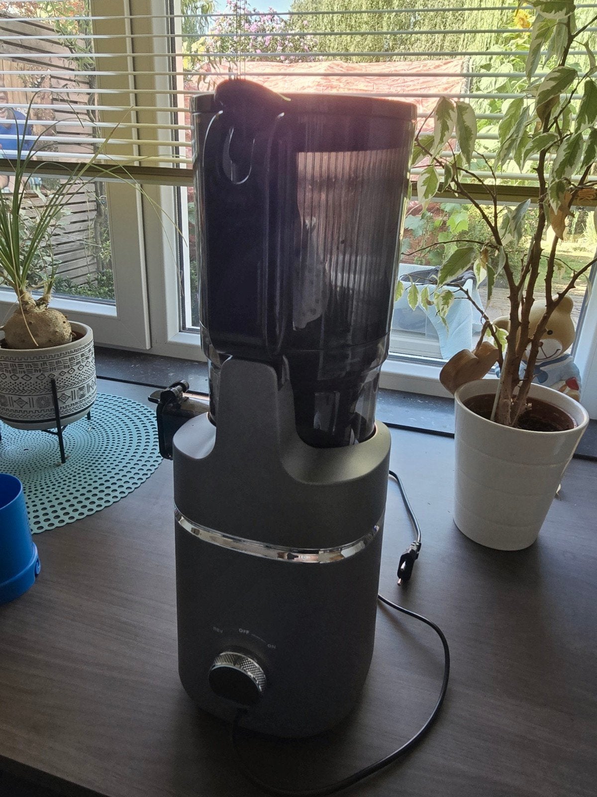 Amzchef Slowjuicer - Krachtige en Stille Sapmachine, Ophalen of Verzenden, Zo goed als nieuw, Elektrisch, Slowjuicer