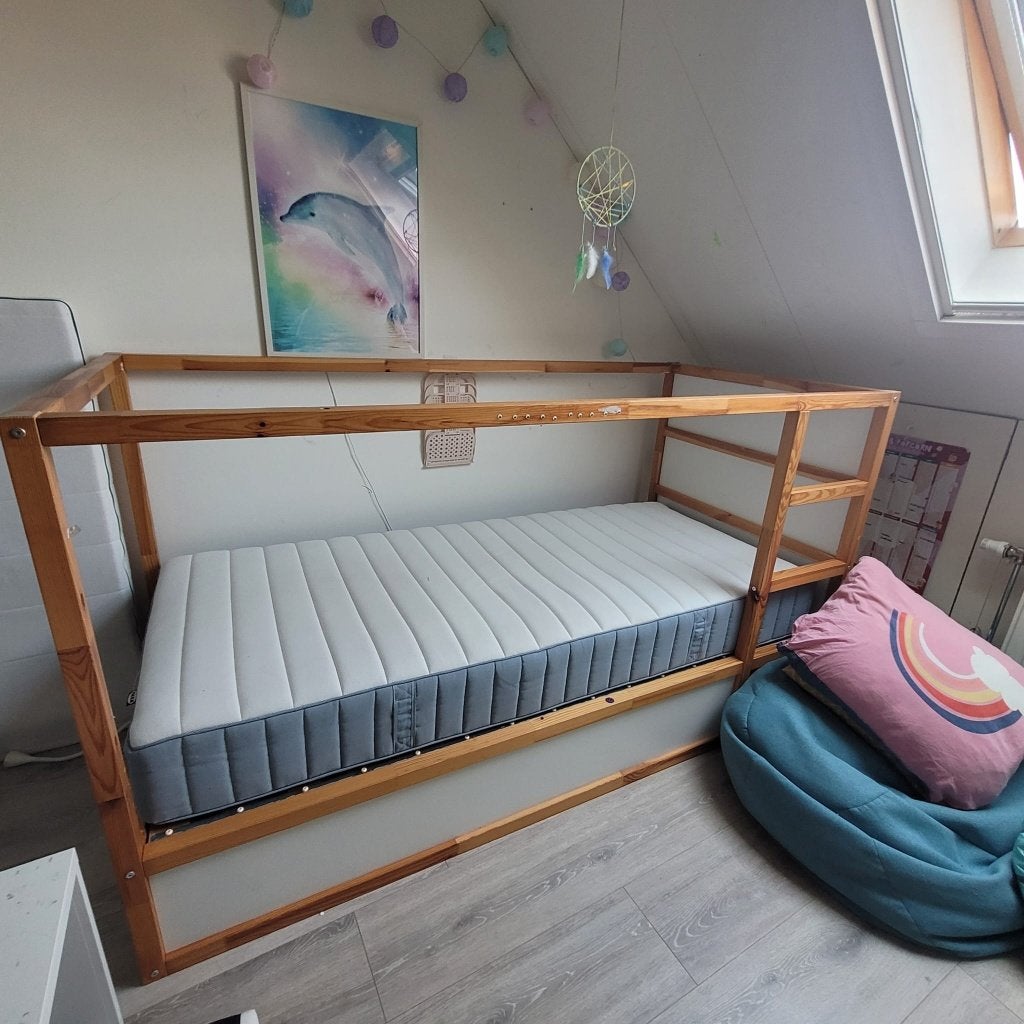 IKEA Kura omkeerbaar bed met pocketvering matras en tent, Ophalen, Gebruikt, Hoogslaper