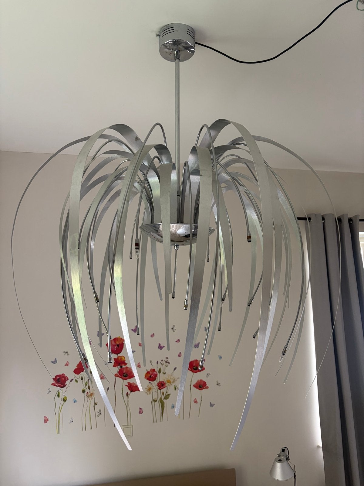 Moderne design hanglamp met unieke metalen bladeren, Ophalen, Gebruikt, Metaal, Overige fittingen