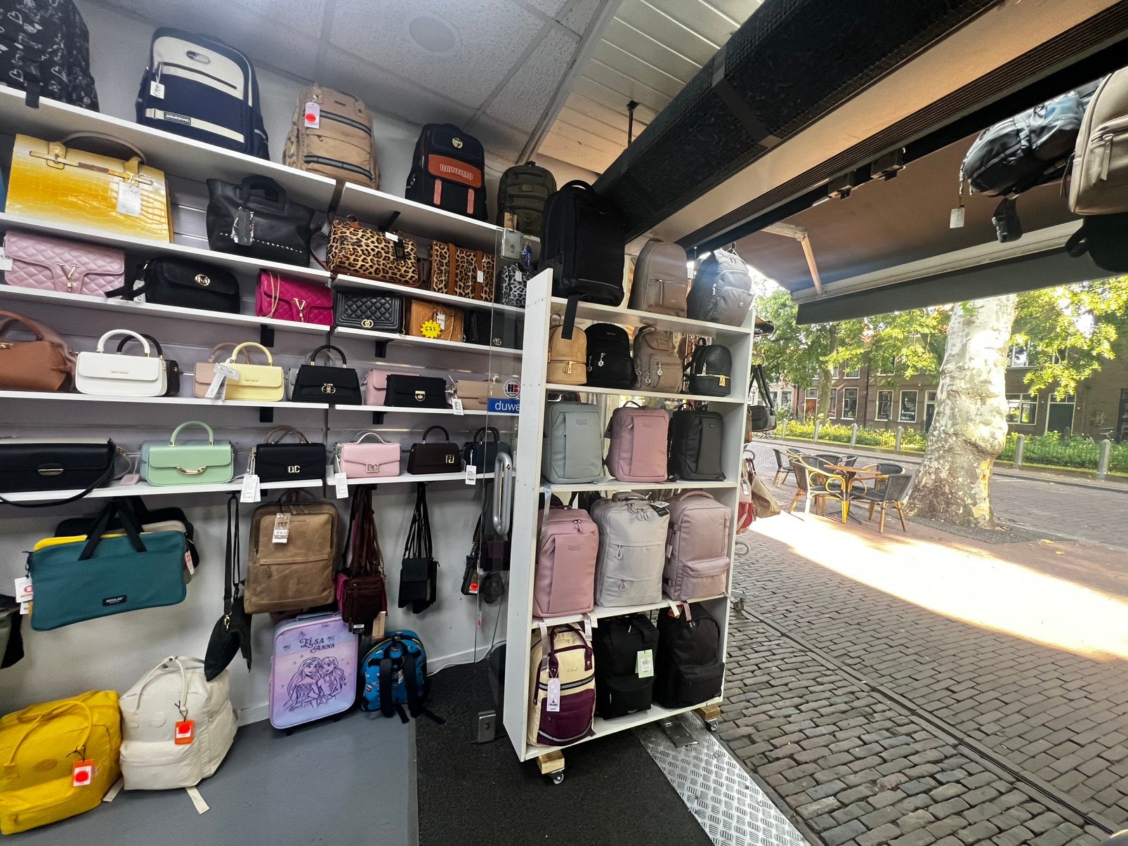 TER KOOP/TER OVERNAME TASSEN WINKEL .., Overige niveaus, Starter, Overige vormen