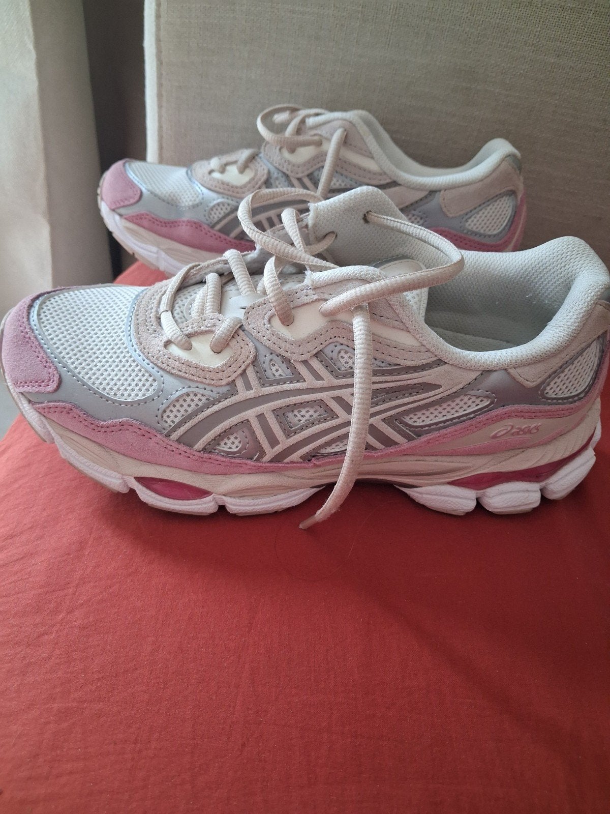 Originele asics sneakers maat 39 - Zo goed als nieuw, Wit, Ophalen of Verzenden, ASICS, Sneakers of Gympen
