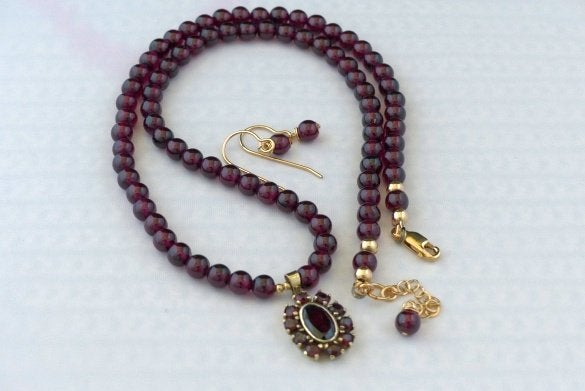 GRANAAT ketting/oorhanger-set, Verzenden, Nieuw, Steen of Mineraal, Met edelsteen