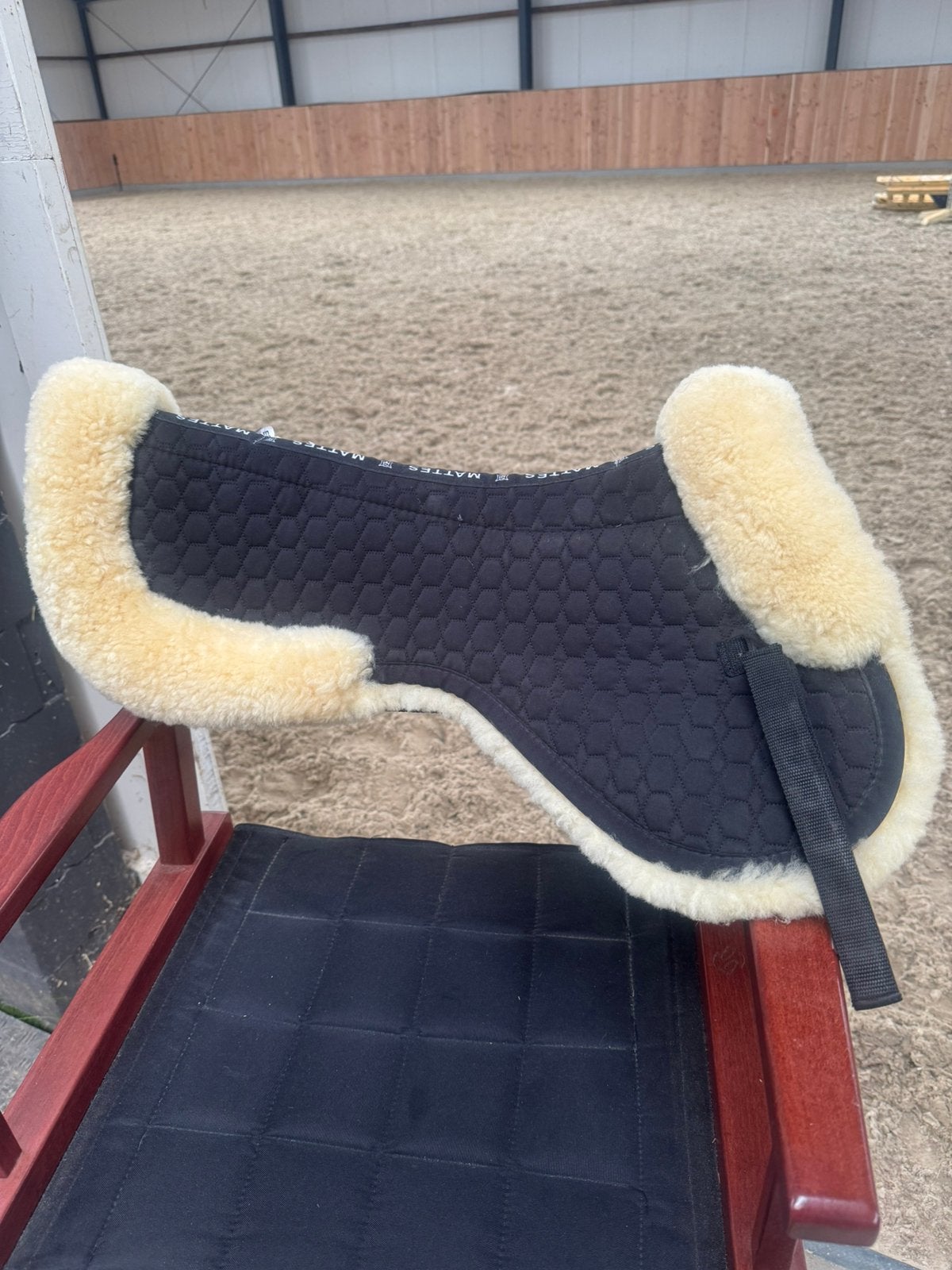Mattes zadelonderlegger, Ophalen of Verzenden, Zo goed als nieuw, Mattes, Beige