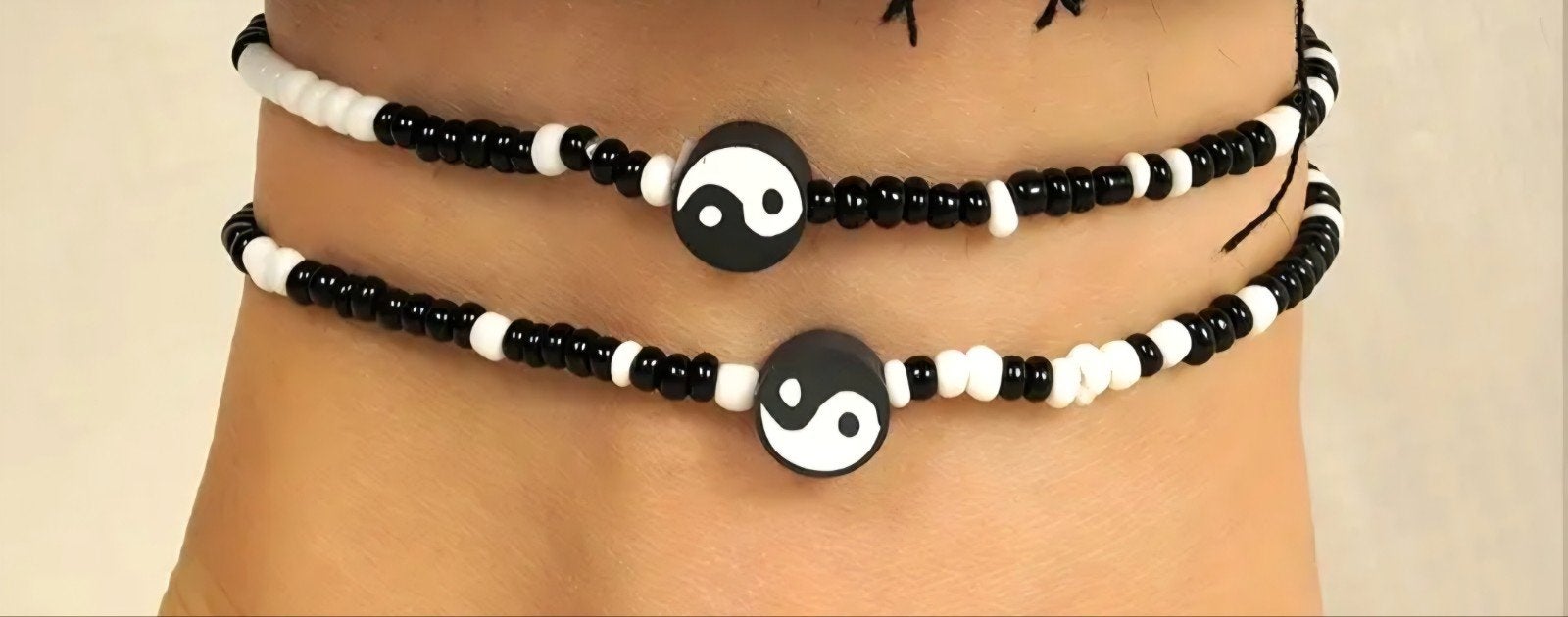Yin Yang enkelbandjes Set - Zwart en Wit Kralen, Ophalen of Verzenden, Nieuw, Overige materialen, Met bedels of kralen