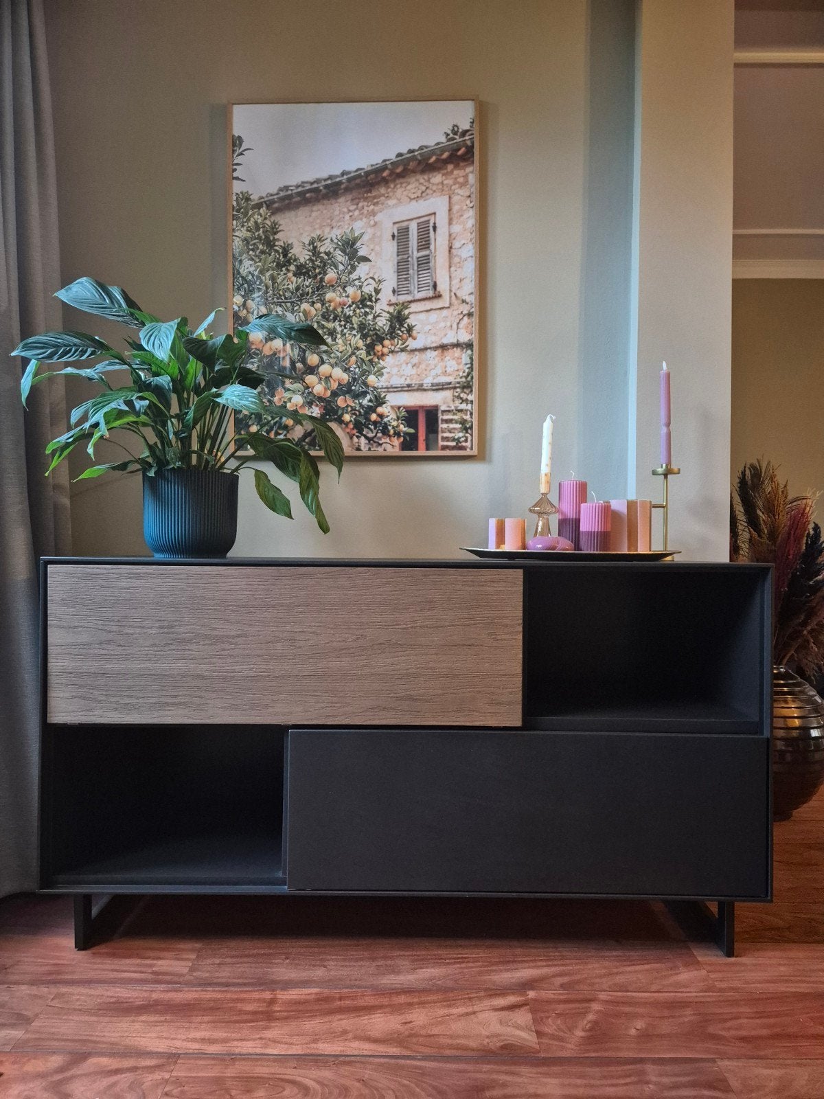 INHOUSE Dressoir Verdo - Zwart/Kasteelbruin Eiken, Ophalen, 100 tot 150 cm, Met deur(en), Zo goed als nieuw