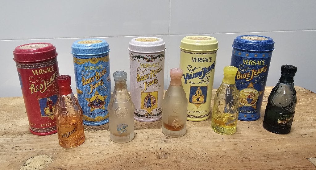 VINTAGE "VERSACE" EAU DE TOILETTE BLIKJES + FLESJES, Ophalen of Verzenden, Gebruikt, Miniatuur