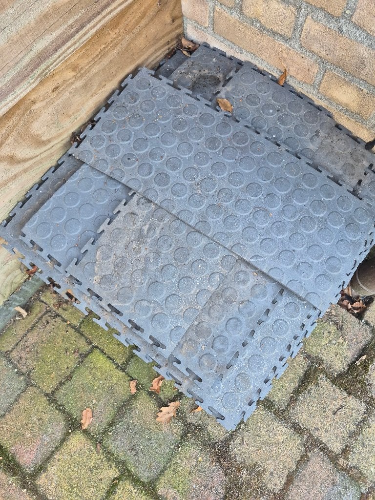 Kliktegel, Ophalen, Gebruikt, 40 tot 60 cm, 10 m² of meer