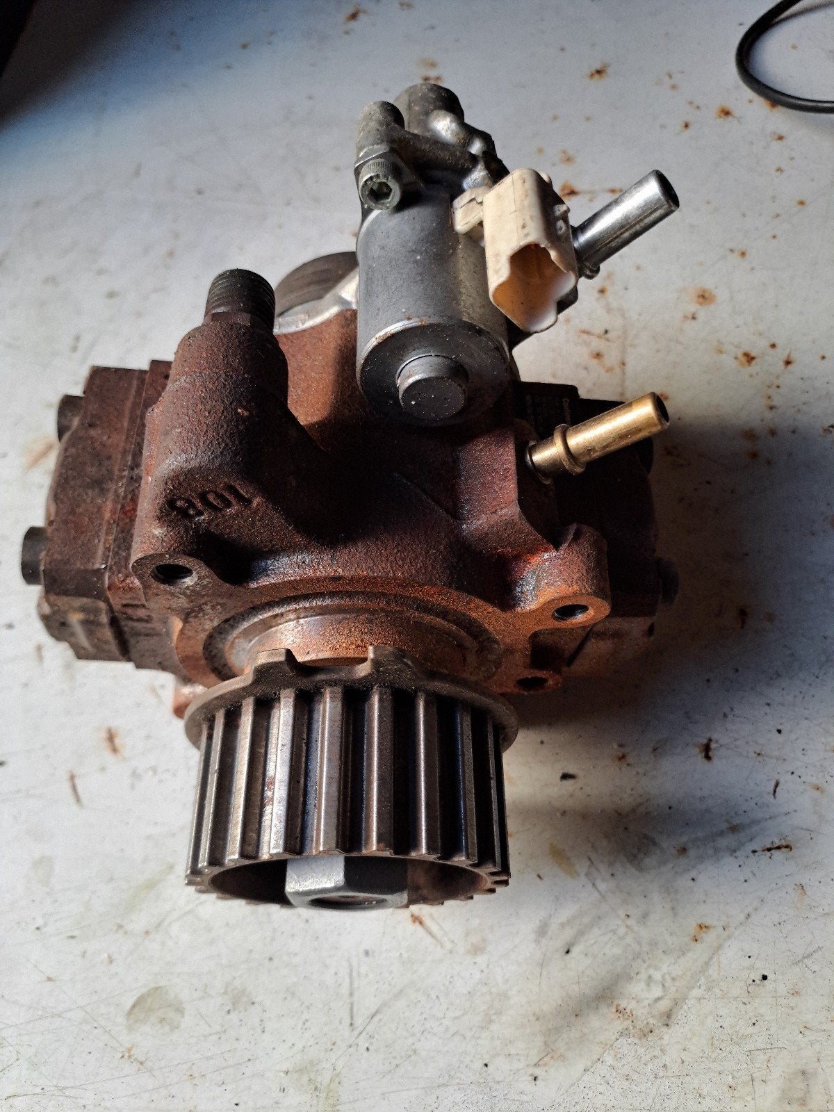 Brandstof pomp, van Peugeot en citroën., Ophalen of Verzenden, Citroën