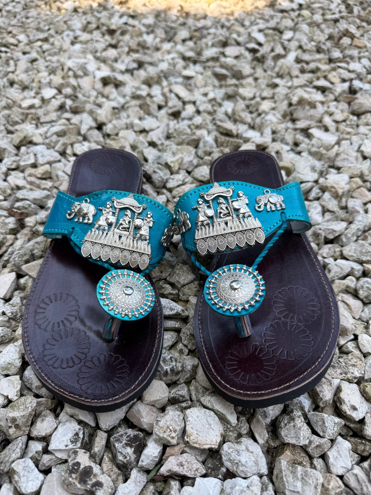 Handgemaakte Indiase sandalen met unieke details, Kleding | Dames, Ophalen, Nieuw, Overige kleuren, Sandalen of Muiltjes