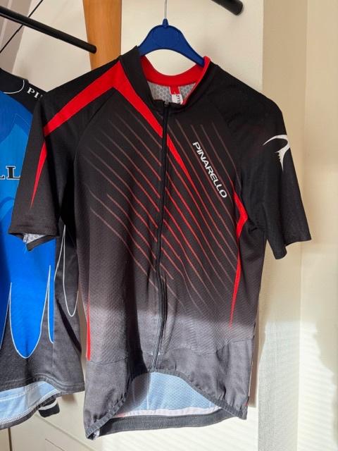 Pinarello fietskleding, Fietsen en Brommers, Gebruikt, M, Dames, Bovenkleding