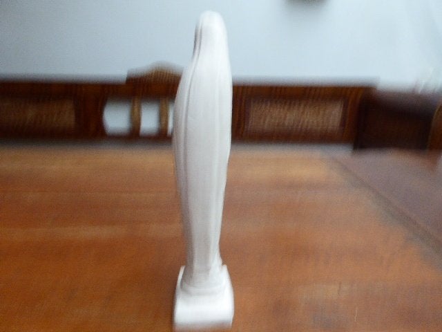 Mooi vormgegeven gipsen Maria beeldje, Antiek en Kunst, Ophalen of Verzenden
