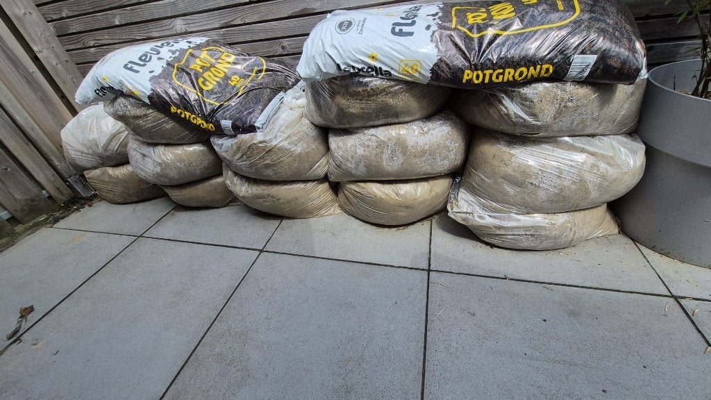 Gratis zand, Ophalen, Ophoogzand