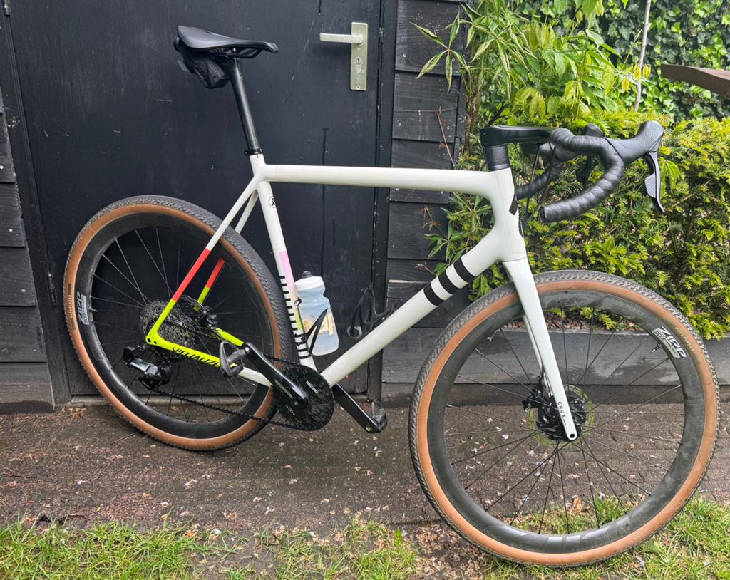 Specialized Crux Pro met upgrades - zonder wielen, Carbon, 57 tot 61 cm, Meer dan 20 versnellingen, Ophalen