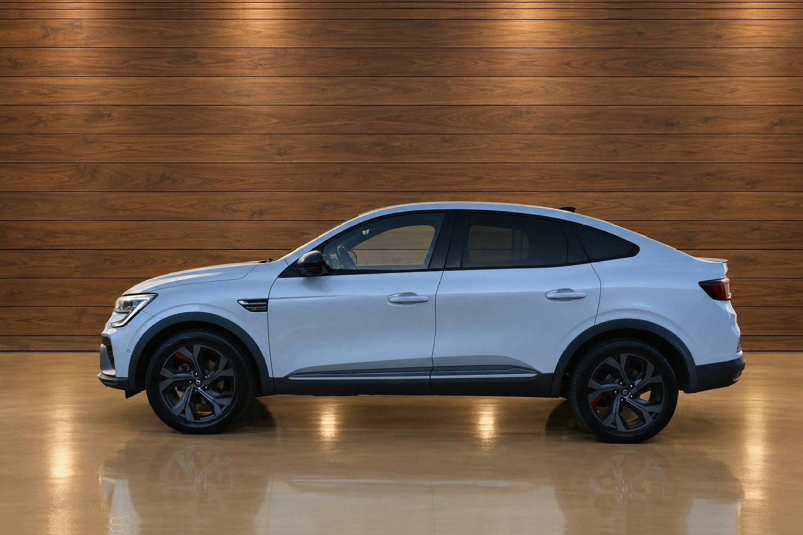 Renault Arkana 1.6 E-Tech Hybrid 145 R.S. Line (bj 2022), Arkana, Gebruikt, Met garantie (alle), 760 kg