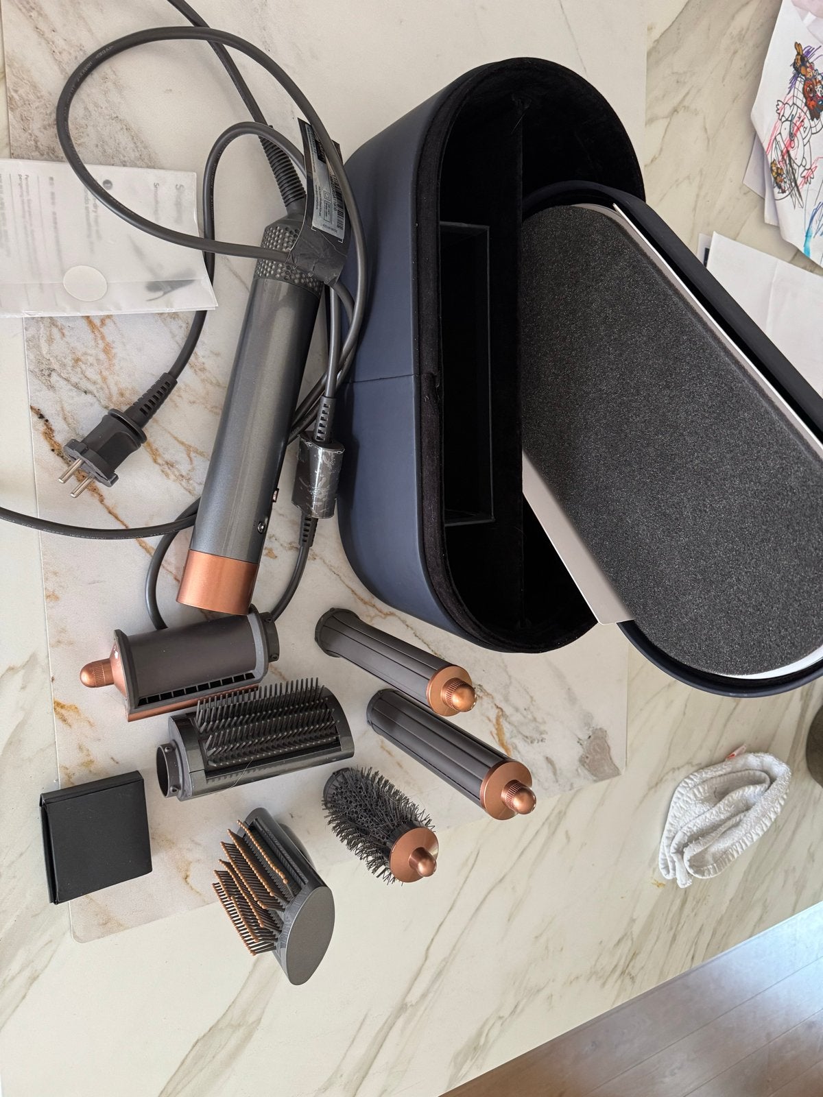 Dyson Airwrap Multi-styler compleet met accessoires, Witgoed en Apparatuur, Persoonlijke-verzorgingsapparatuur, Zo goed als nieuw