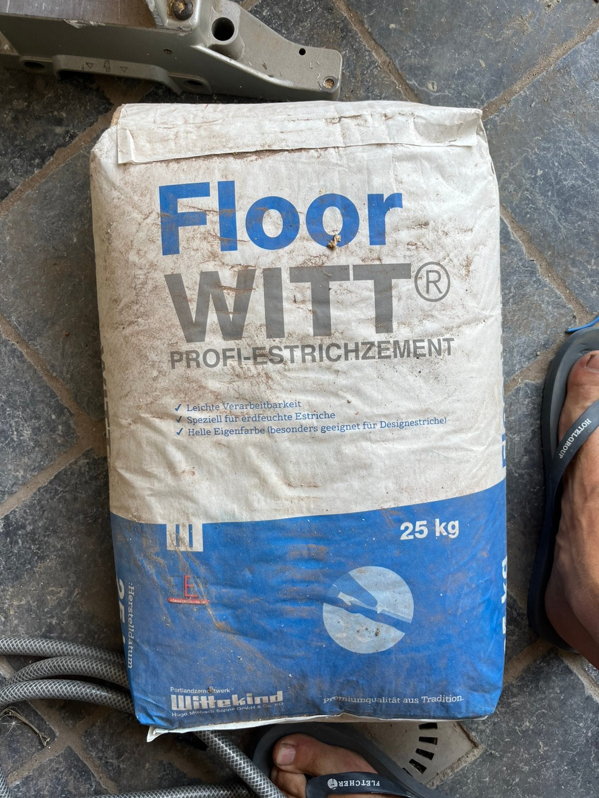 Zak Wittekind cement, Ophalen, Nieuw