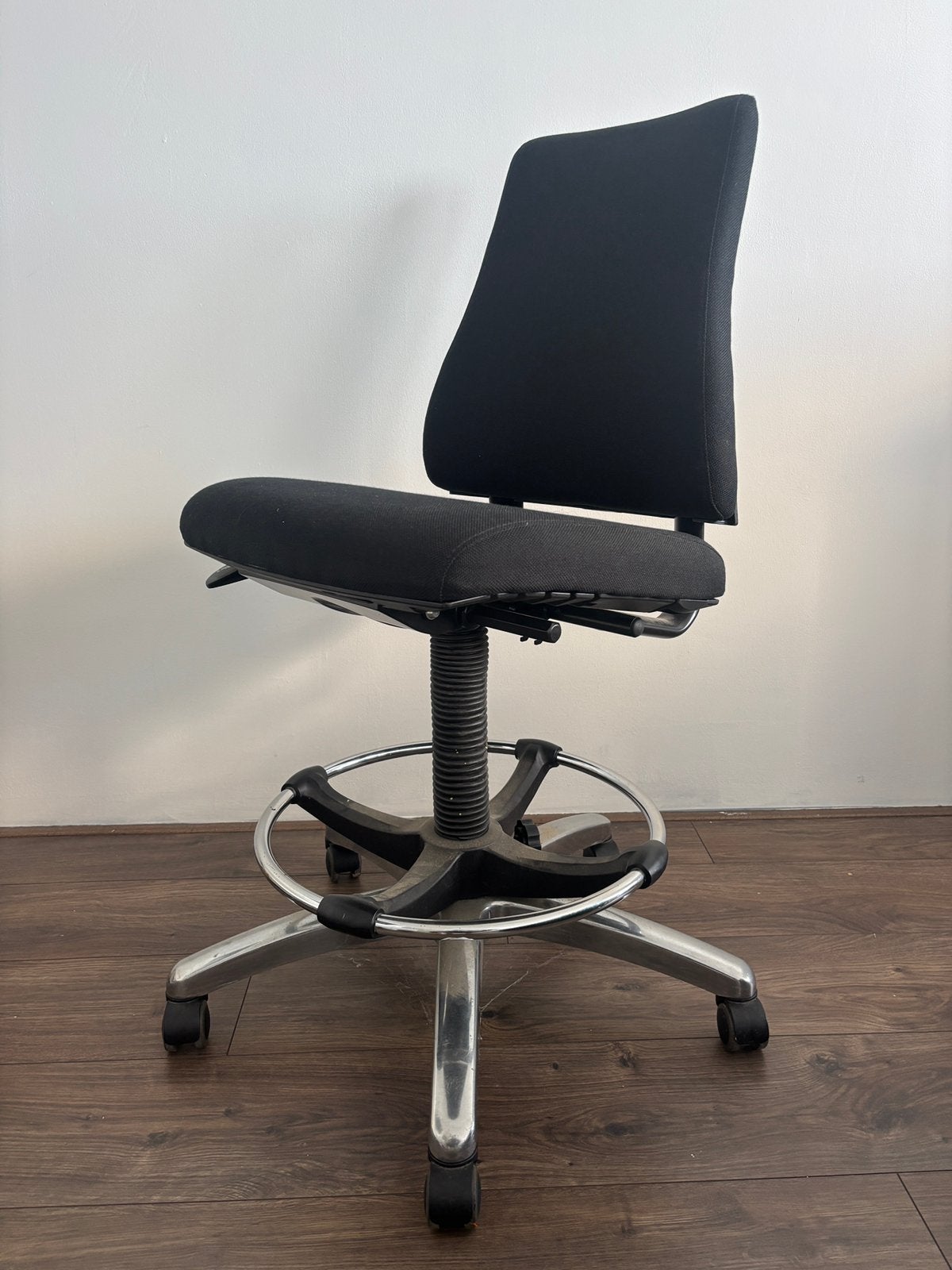 BMA Axia Flex – Ergonomische hoge werkstoel / bureaustoel, Ophalen of Verzenden, Ergonomisch, Zo goed als nieuw, Zwart