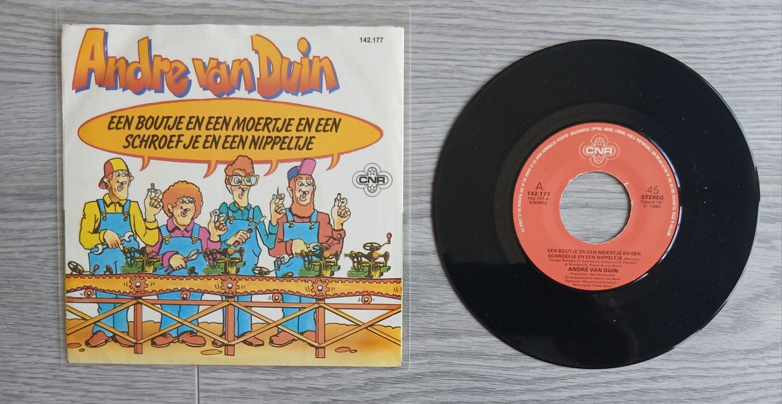 Andre Van Duin - 142.177 - Vinyl Single, Ophalen of Verzenden, Zo goed als nieuw, Overige formaten, Levenslied of Smartlap
