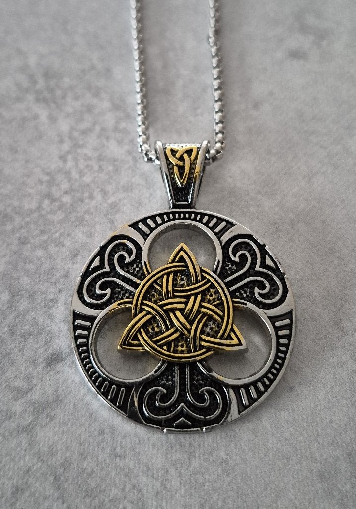 Mooie Keltische hanger aan ketting, Overige kleuren, Nieuw, Ophalen of Verzenden, Overige materialen