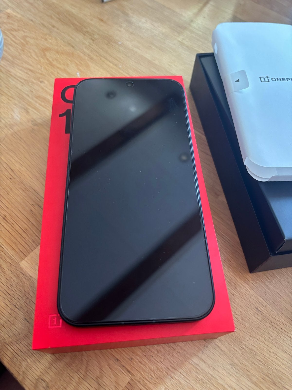 OnePlus 15 256GB - Nieuwstaat, seal verbroken, Telecommunicatie, Mobiele telefoons | Overige merken, Ophalen of Verzenden, Nieuw