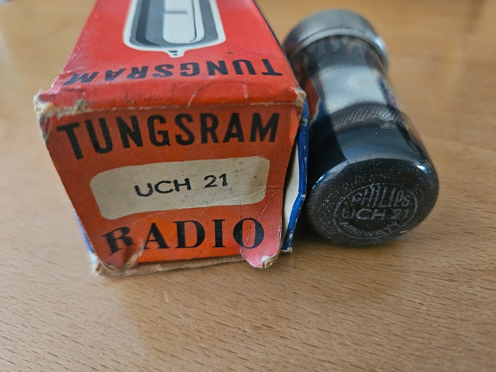 Philips UCH21 Miniwatt Radiobuis, Ophalen of Verzenden