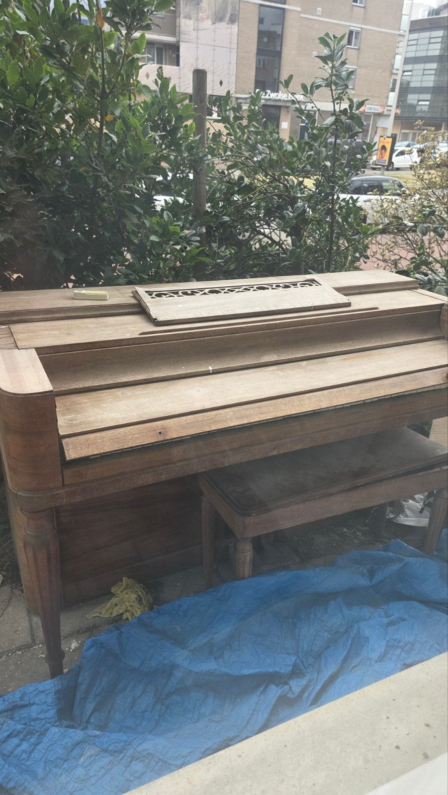 Oude akoestische piano - opknapper of decoratie, Ophalen, Gebruikt