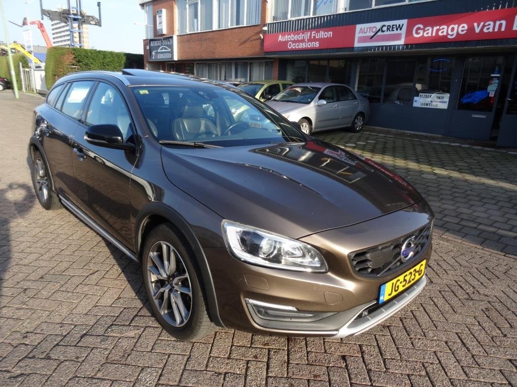 Volvo V60 Cross Country 2.0 D4 Nordic+/Automaat/schuifdak/Le, Auto's, Dealer onderhouden, Euro 6, Leder en Stof, Origineel Nederlands