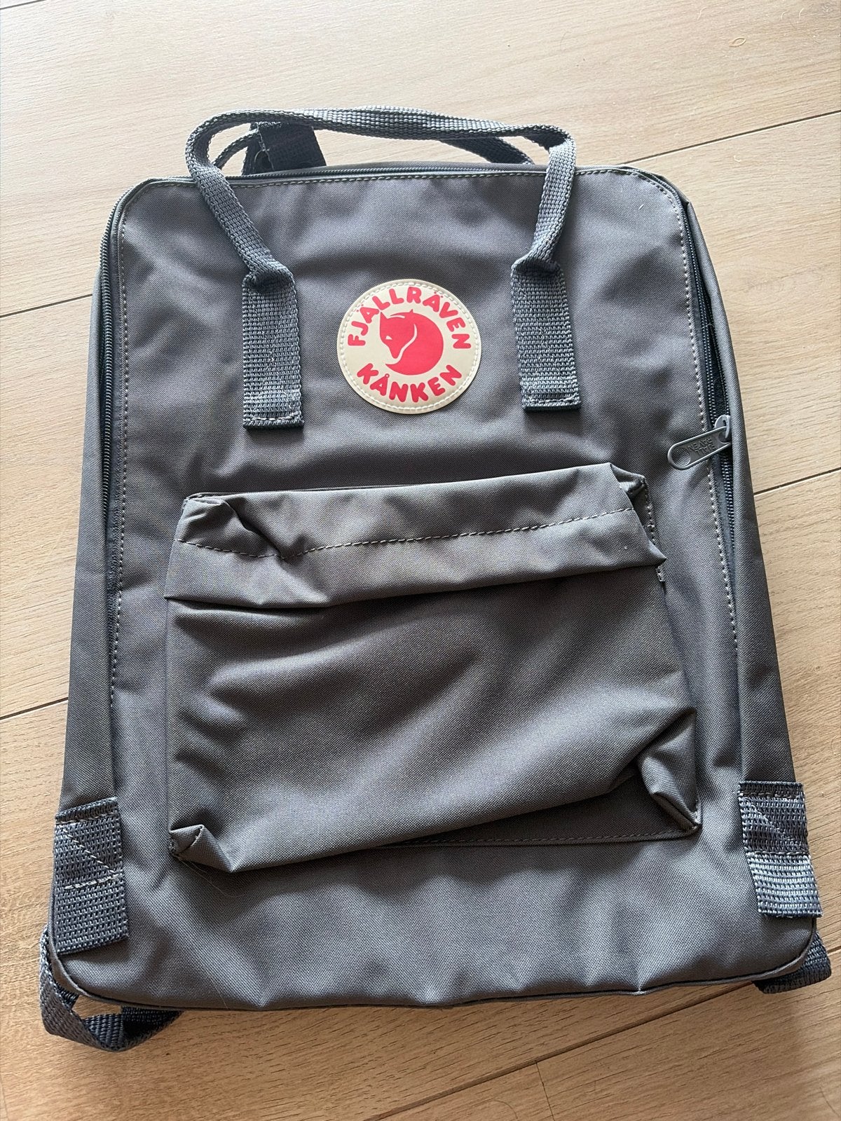 Fjallraven Kanken rugzak 16L grijs - Nieuw, Overige merken, Verzenden, Nieuw, Minder dan 25 cm