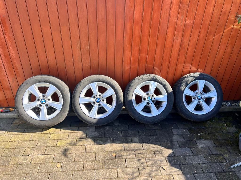 Bmw 1 serie velgen + banden, Auto-onderdelen, Banden en Velgen, Ophalen, 16 inch, 205 mm, Zomerbanden