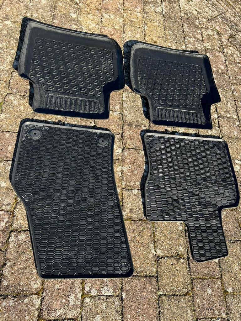 Rubbermatten set voor VW Tiguan Allspace, Ophalen of Verzenden, Zo goed als nieuw