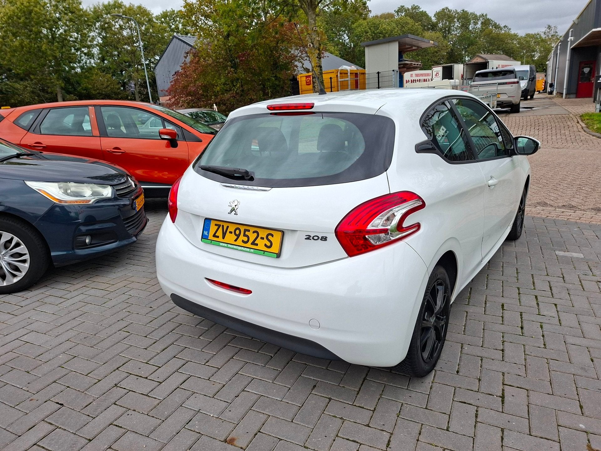 Peugeot 208