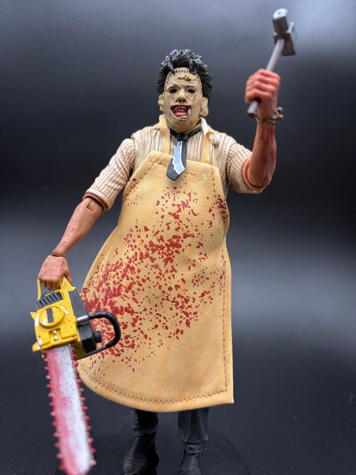 NECA Ultimate Leatherface actiefiguur - Texas Chainsaw, Ophalen of Verzenden, Gebruikt