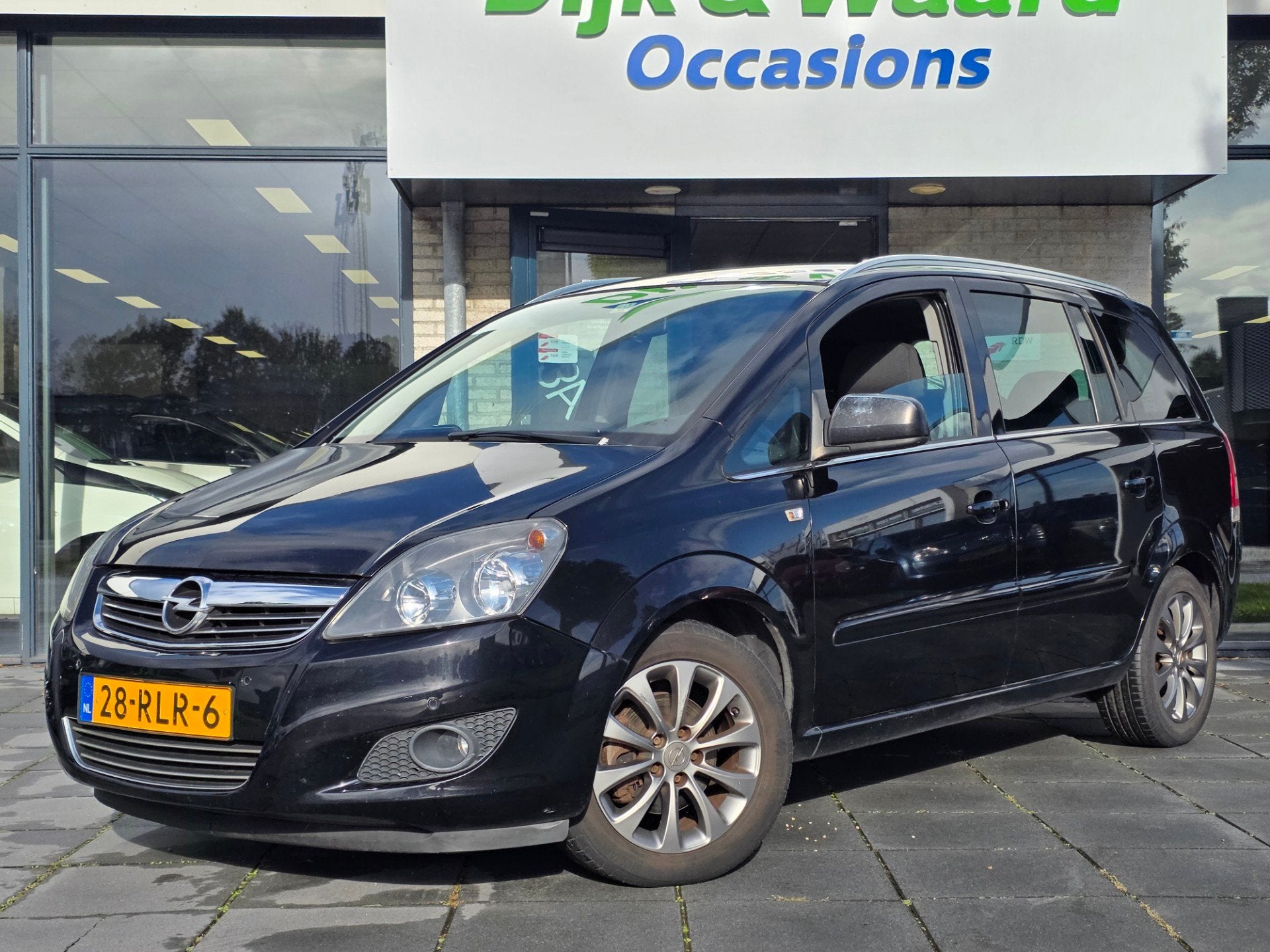 Opel Zafira 1.8 Edition – 7-persoons – Airco – Trekhaa, Voorwielaandrijving, Euro 5, Gebruikt, 4 cilinders