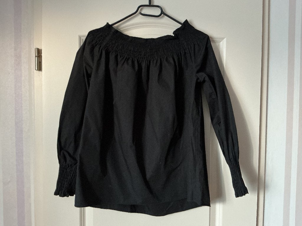 Zwarte blouse van zara. Maat m, Maat 38/40 (M), Ophalen of Verzenden, Zo goed als nieuw, Zara