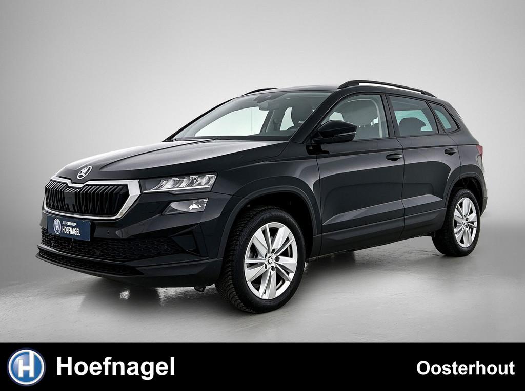 Skoda KAROQ 1.5 TSI ACT Business Edition Plus | Automaat | A, Auto's, Skoda, Stof, 4 cilinders, Zwart, Karoq