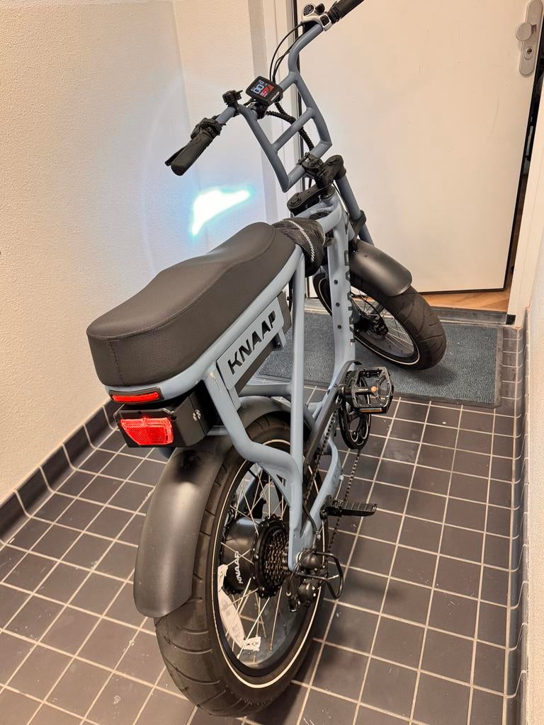 Knaap AMS E-bike - Zo goed als nieuw 118 km op teller, Zo goed als nieuw, Minder dan 47 cm, 50 km per accu of meer, Ophalen