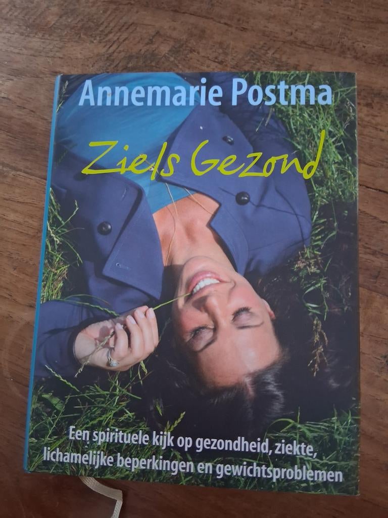 Annemarie Postma - Ziels gezond, Boeken, Esoterie en Spiritualiteit, Zo goed als nieuw, Instructieboek, Ophalen of Verzenden