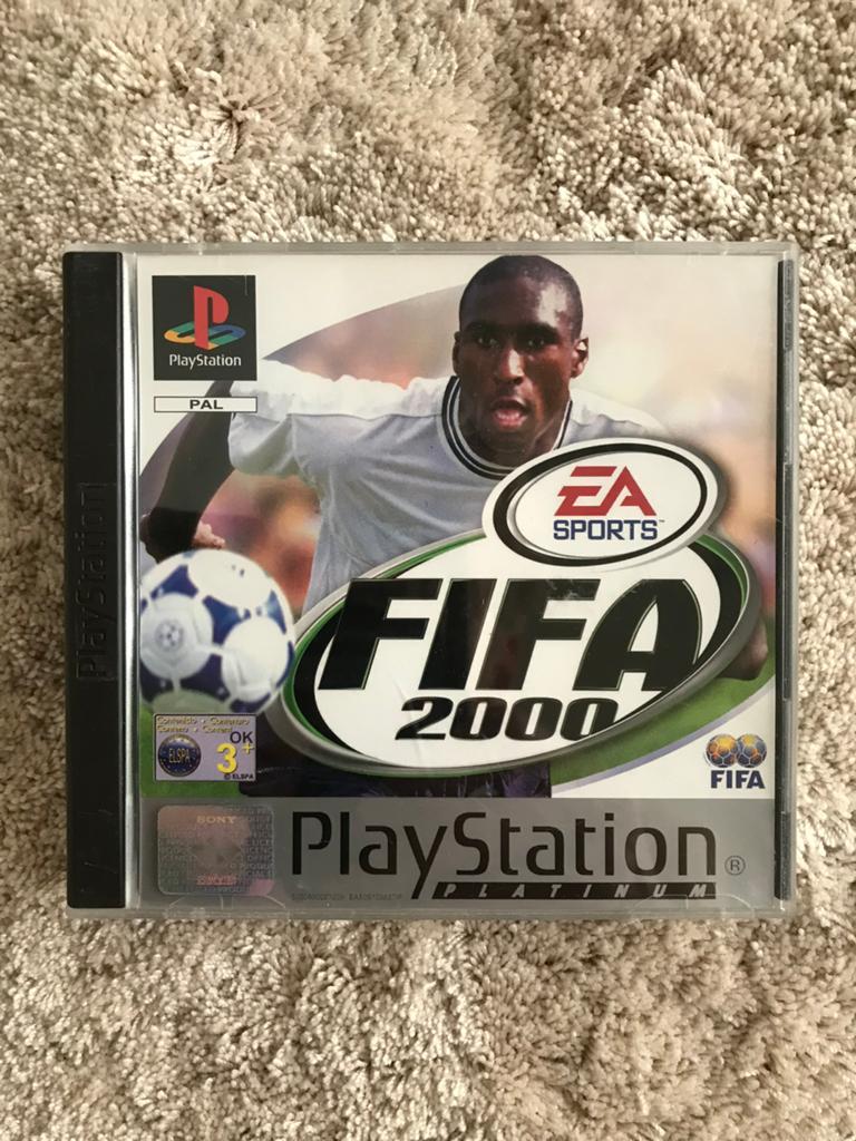 Spel game PlayStation 1 FIFA 2000 net doosje en handleiding, Spelcomputers en Games, Games | Sony PlayStation 1, 1 speler, Ophalen of Verzenden