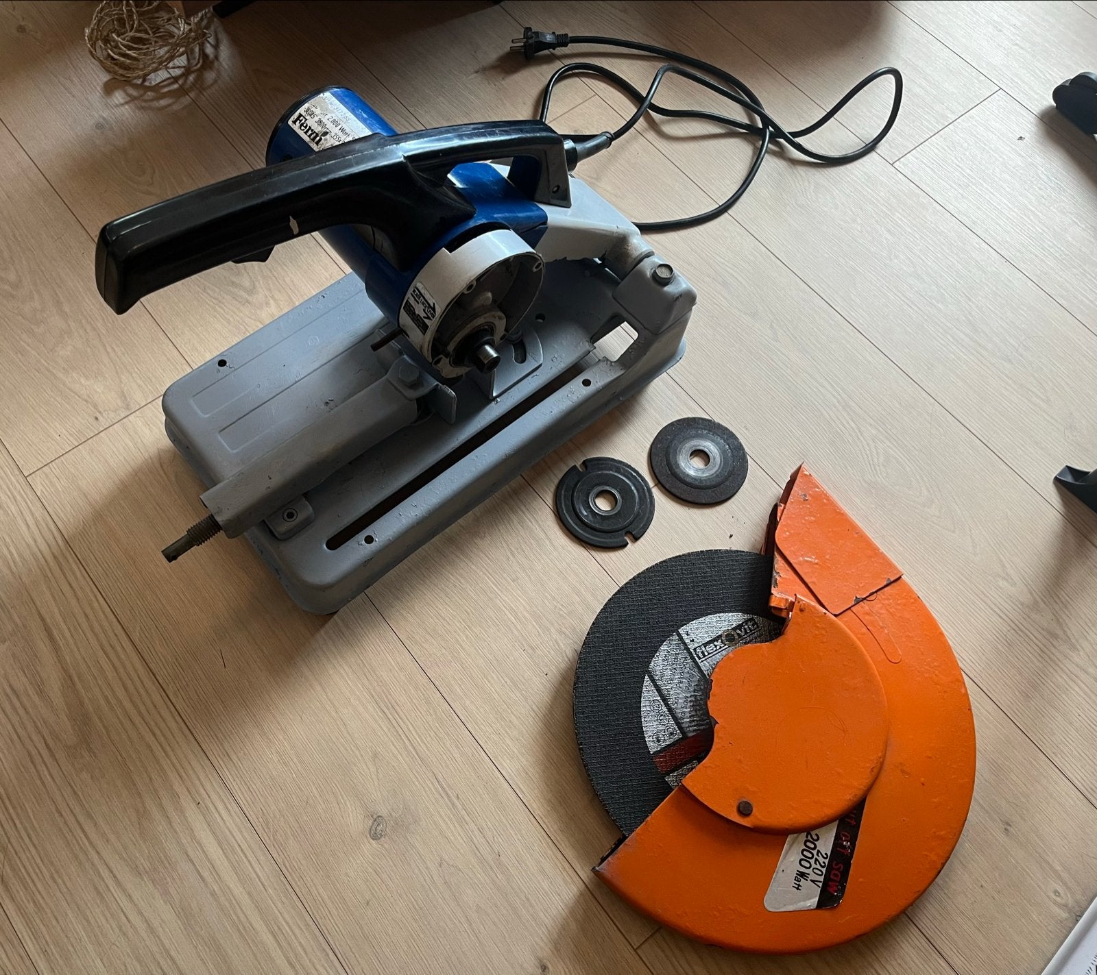 Ferm Afkortzaag AM-355 (deels defect), Doe-het-zelf en Verbouw, Ophalen, Gebruikt, 70 mm of meer, Afkortzaag