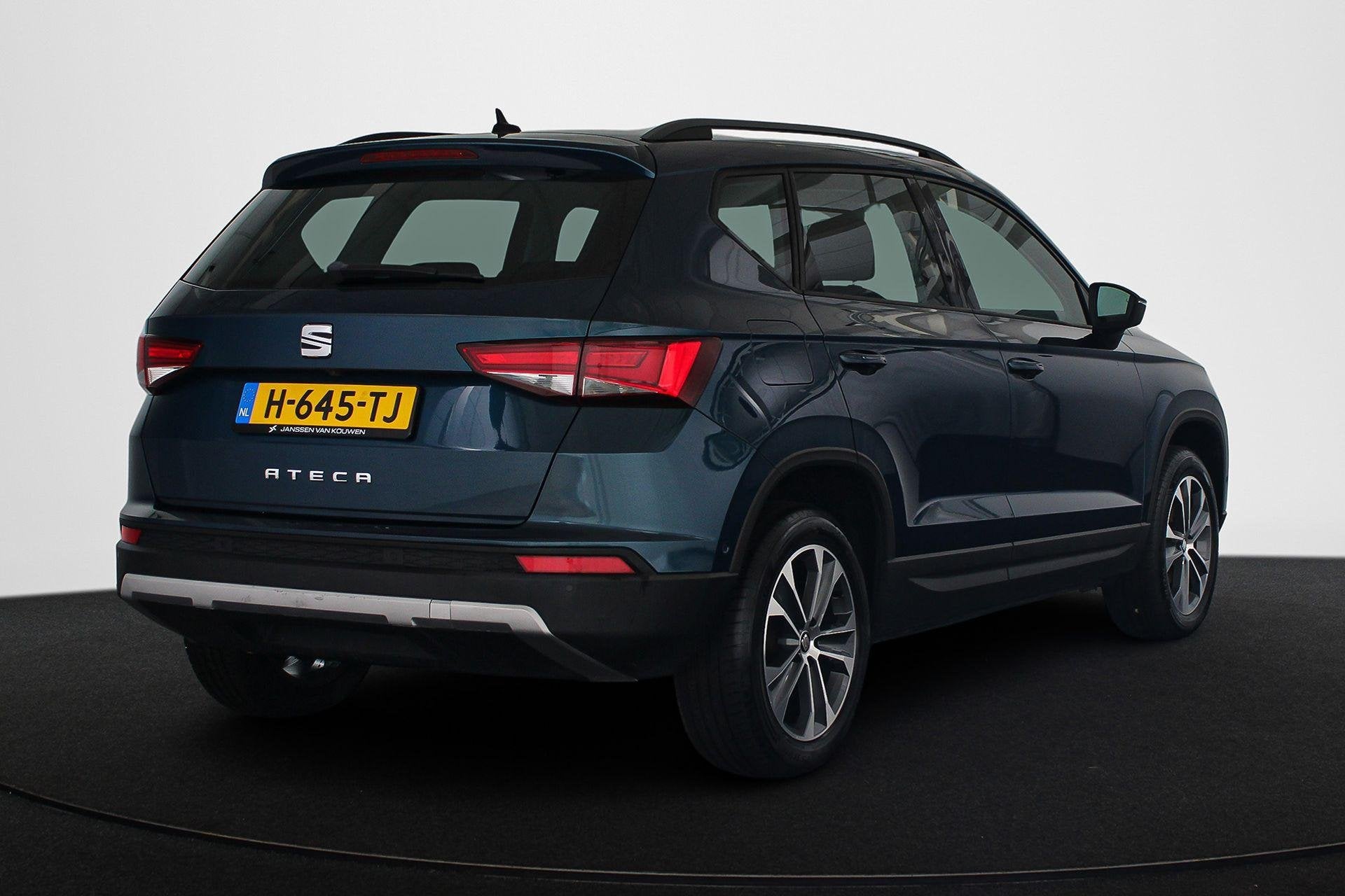 SEAT Ateca 1.5 TSI Style Business Intense Automaat Trekhaak, Auto's, Seat, 150 pk, Blauw, Ateca, Origineel Nederlands