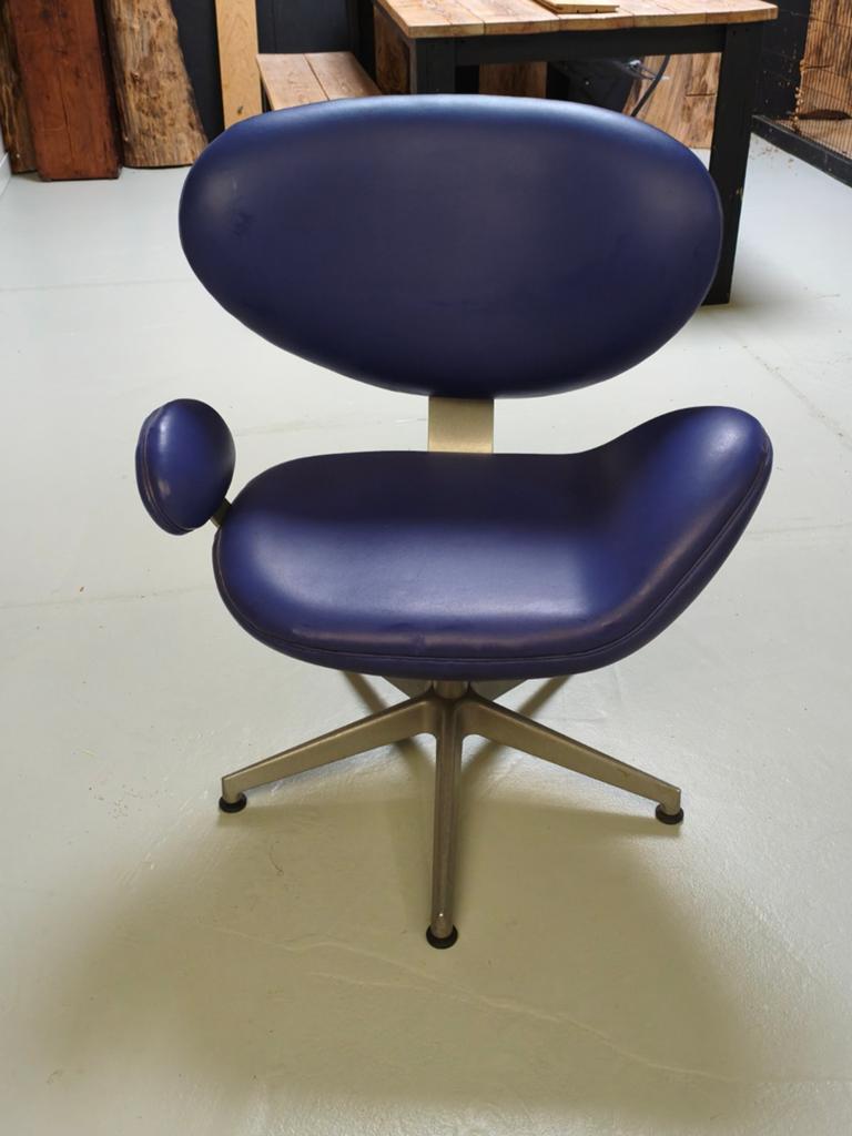 Originele McDonald’s stoel vintage / horeca design / collect, Huis en Inrichting, Ophalen of Verzenden, Gebruikt, Bruin, Eén