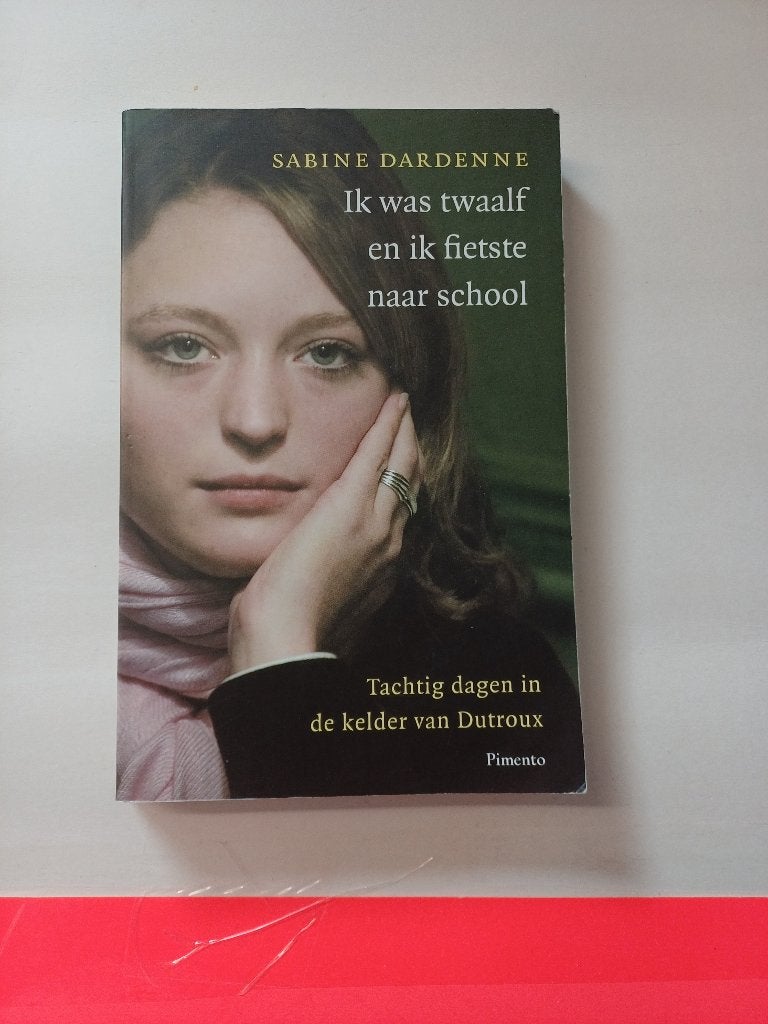 Boek - Sabine Dardenne - Marc Dutroux, Boeken, Ophalen of Verzenden, Gelezen, Overige