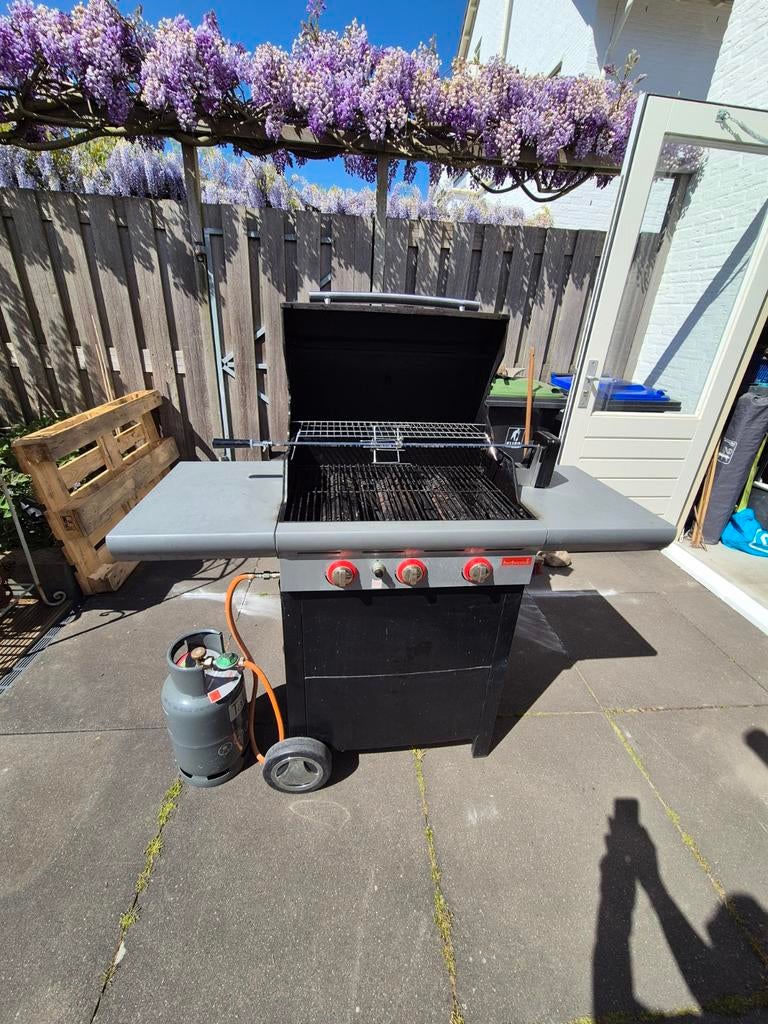 Barbecook gas BBQ met 3 pitten en draaispit, Ophalen, Gebruikt, Barbecook