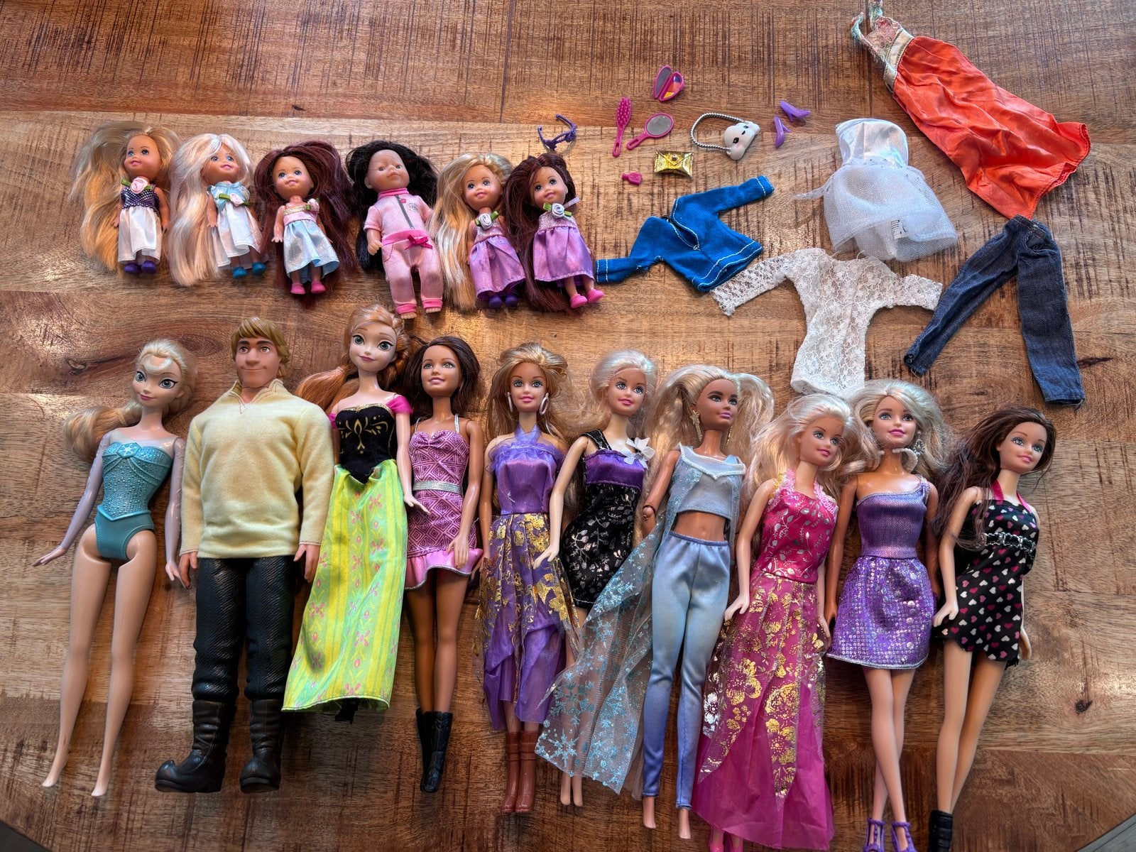 Grote collectie Barbie en Disney poppen met kleding, Ophalen of Verzenden, Gebruikt, Babypop