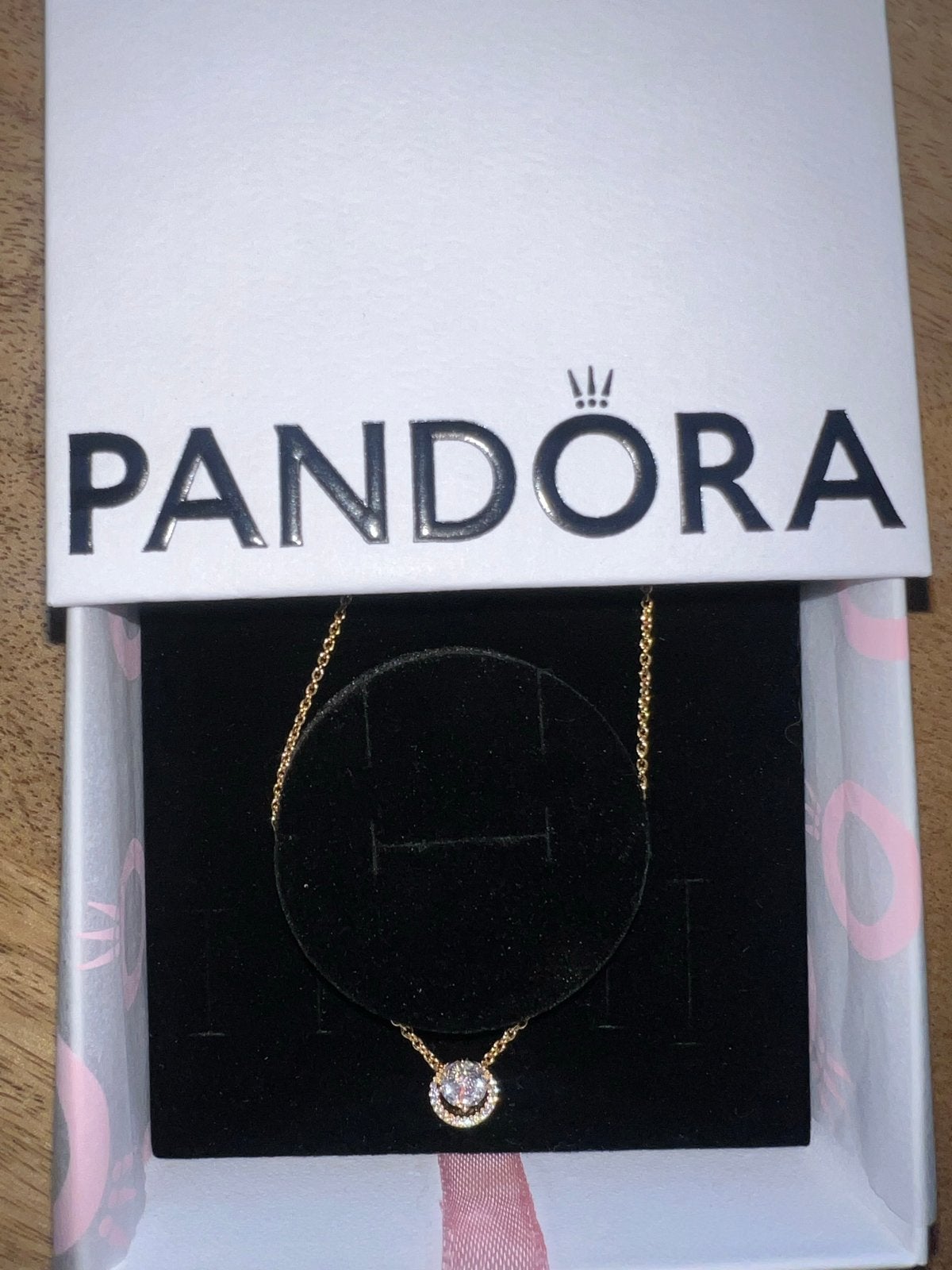 Pandora ketting met hanger en kristal, Nieuw, Ophalen of Verzenden, Goud, Overige materialen