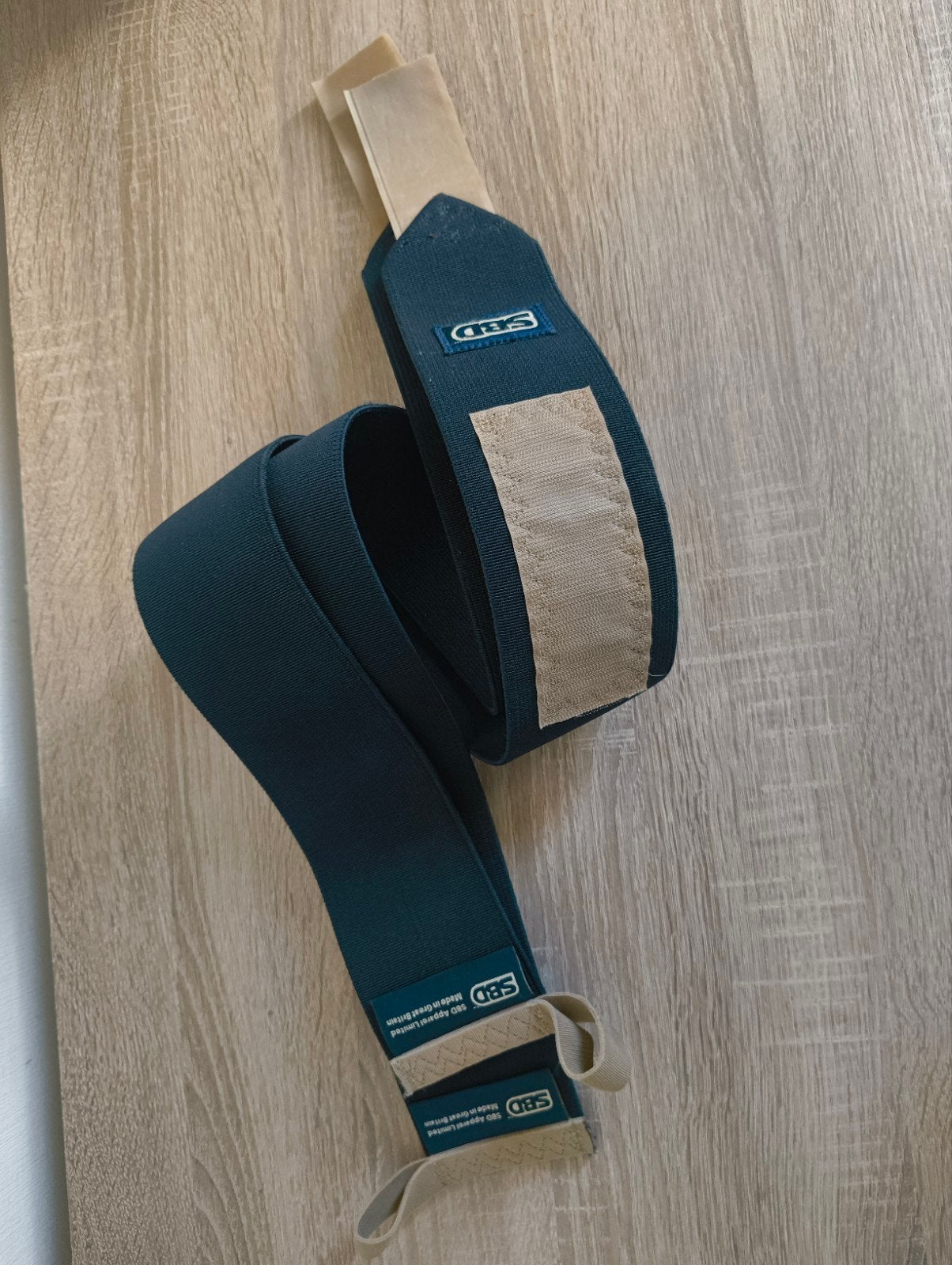 Wrist Wraps Defy Limited Edition Stiff / L, Ophalen of Verzenden, Zo goed als nieuw