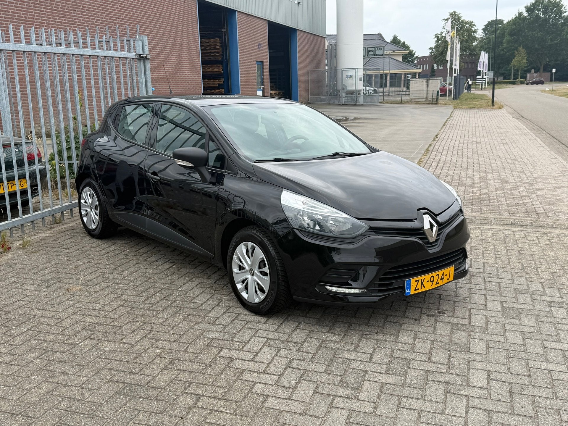 Renault Clio 0.9 TCe Life 90PK 5 DEURS NL AUTO NAP! Airco l, Voorwielaandrijving, 898 cc, Stof, Gebruikt