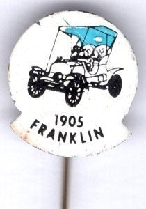 1905 Franklin blauw op blik oldtimer speldje ( D_178), Ophalen of Verzenden, Zo goed als nieuw, Transport, Speldje of Pin